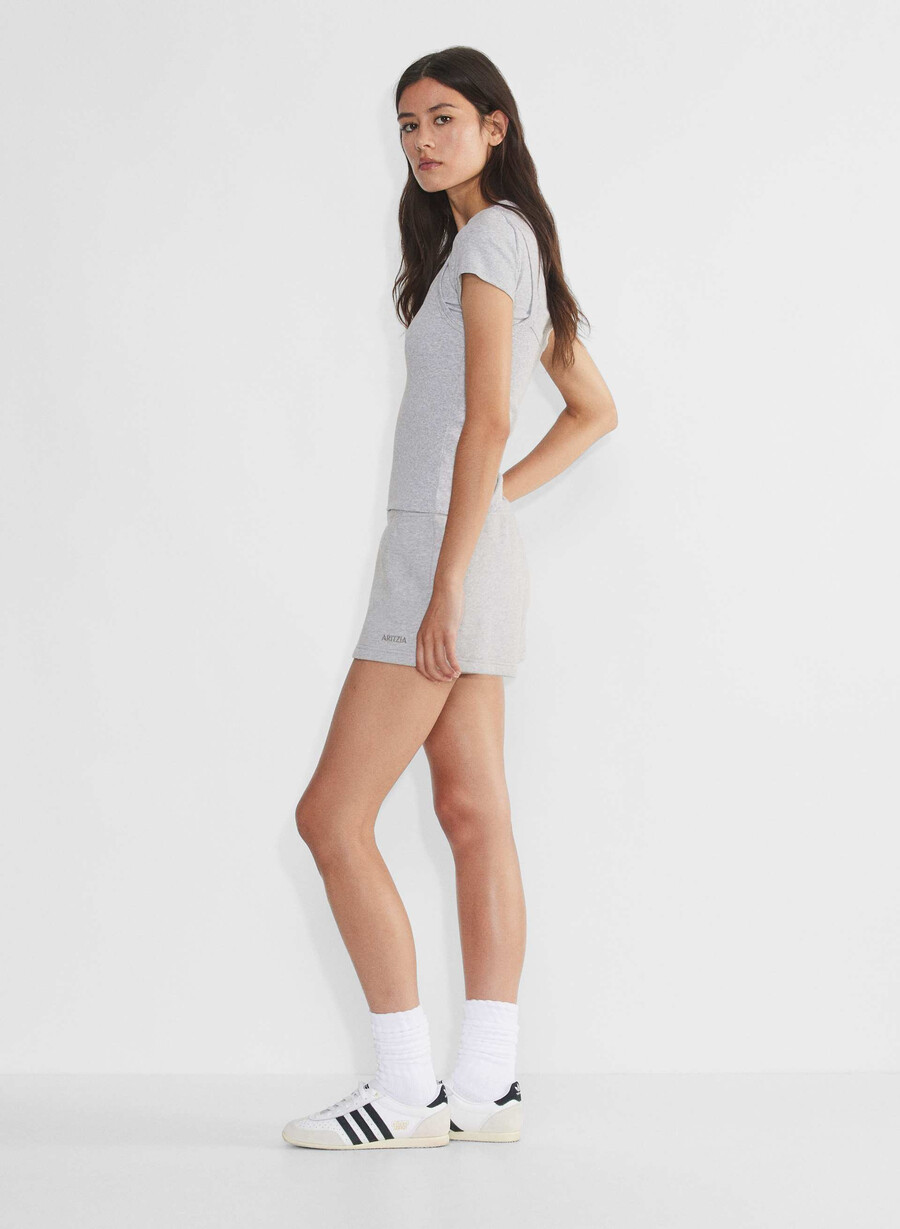 koselig sweatfleece boyfriend lo-rise mini shorts meleret krom