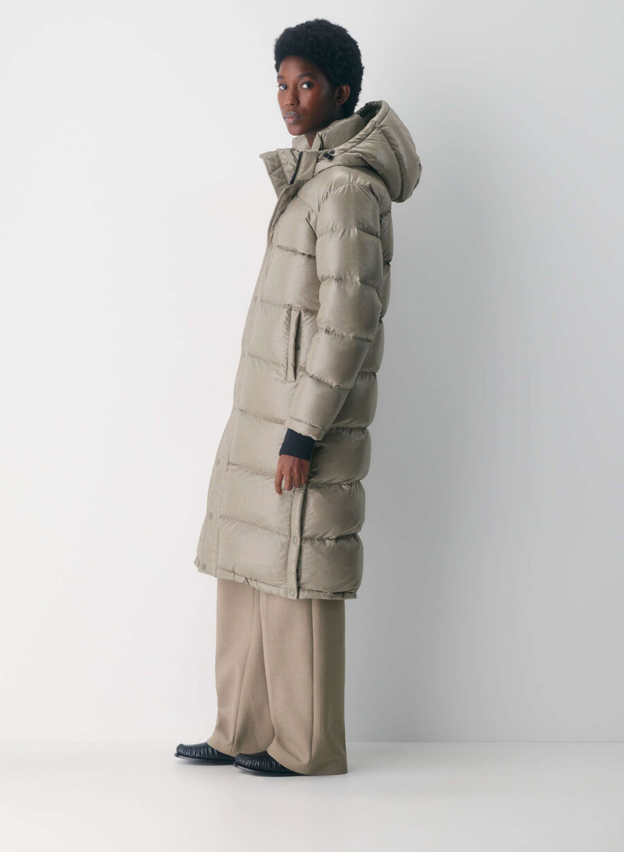 the super puff lang – høyglanset moderne taupe