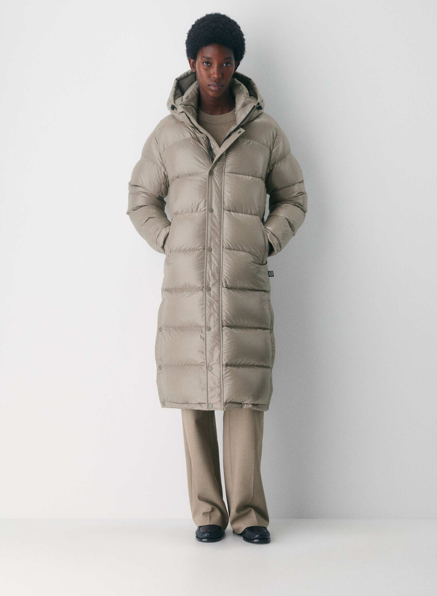the super puff lang – høyglanset moderne taupe