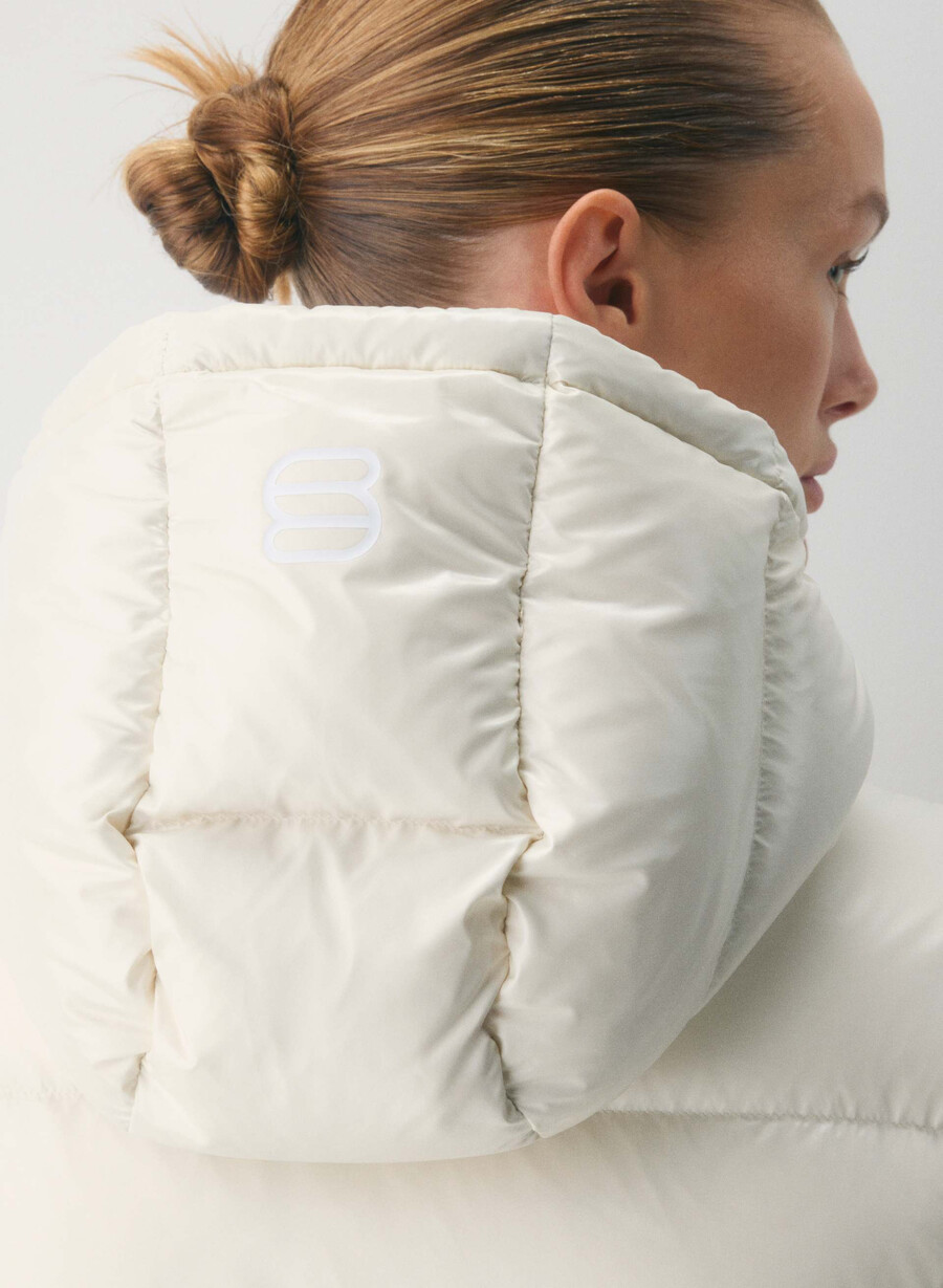 super puff shorty vest - høyglanset bjØrk