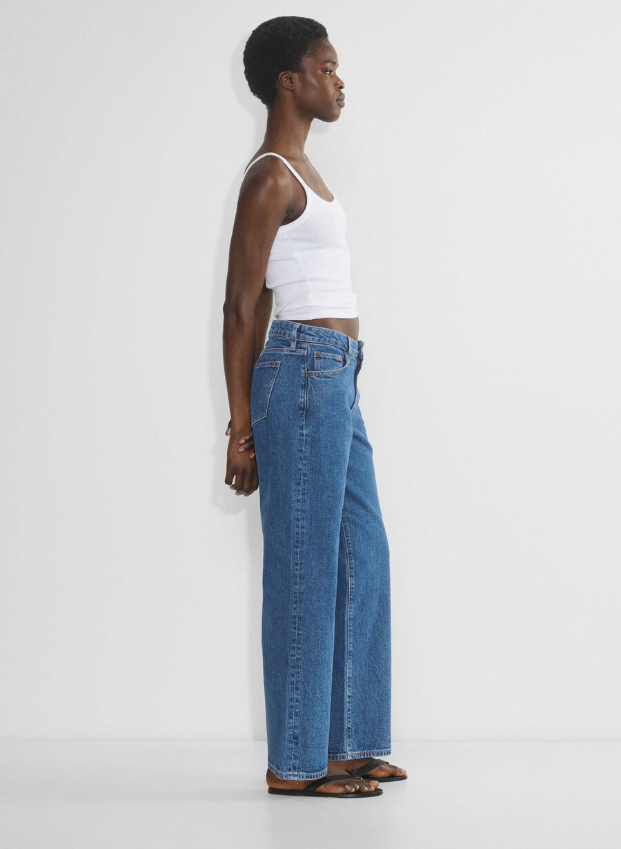 denim forum salma curve-fit super lo-rise baggy jeans no-stress medium blÅ