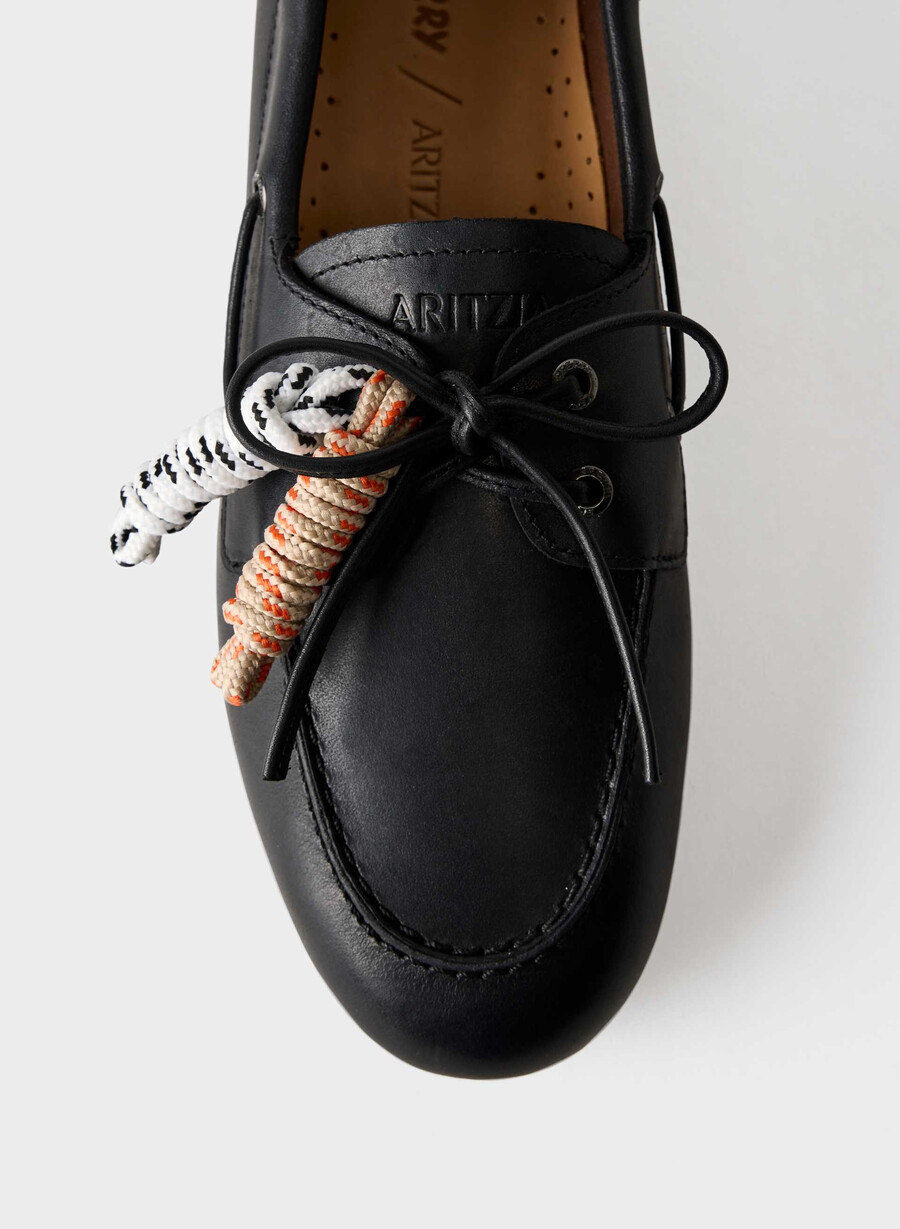 sperry x aritzia slim båtsko - glatt lær svart