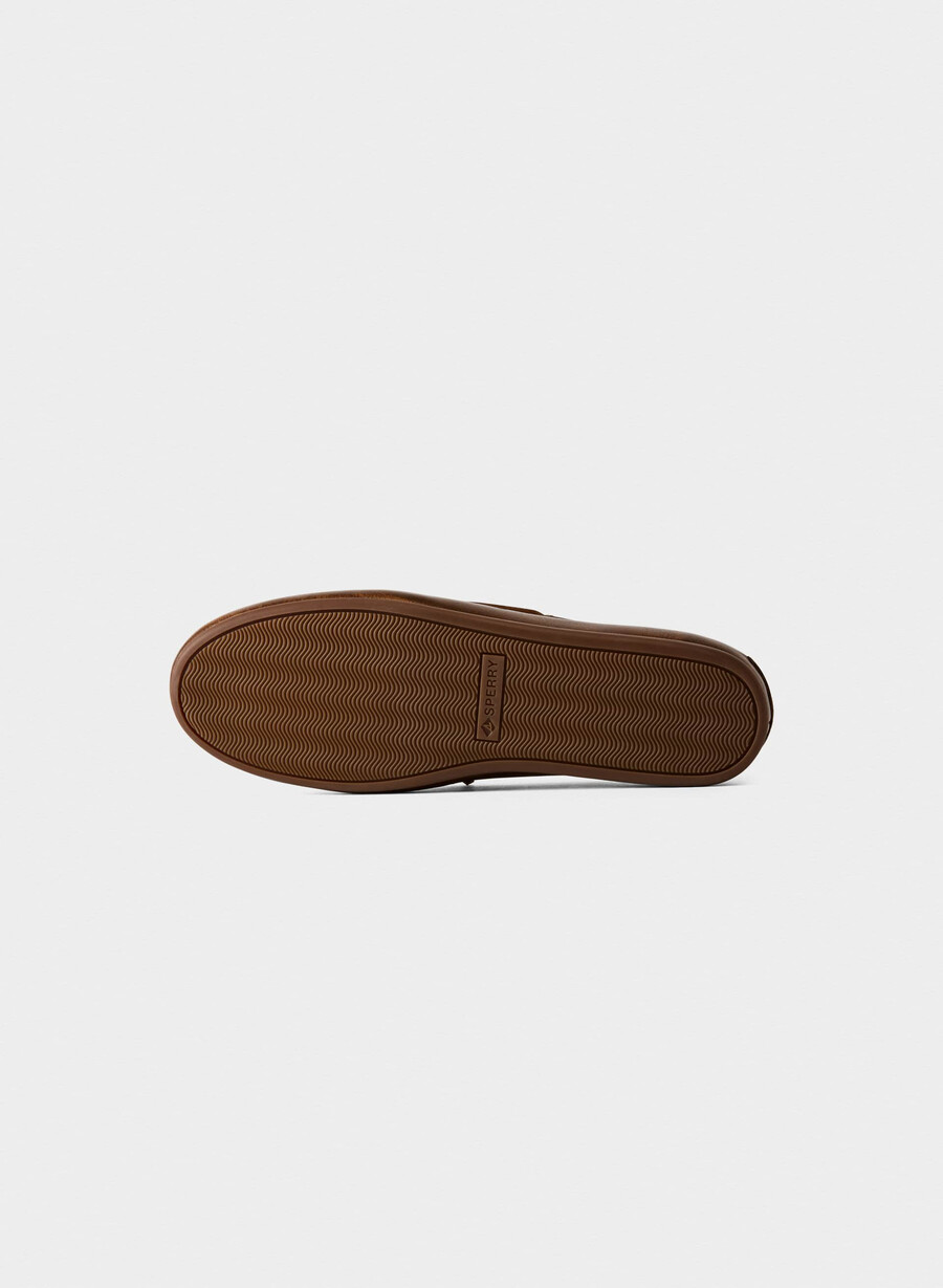 sperry x aritzia slim boat shoe - glatt skinn distressed choc brown