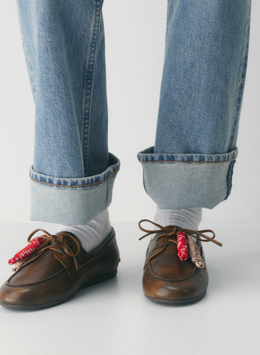 sperry x aritzia slim boat shoe - glatt skinn distressed rch mc br