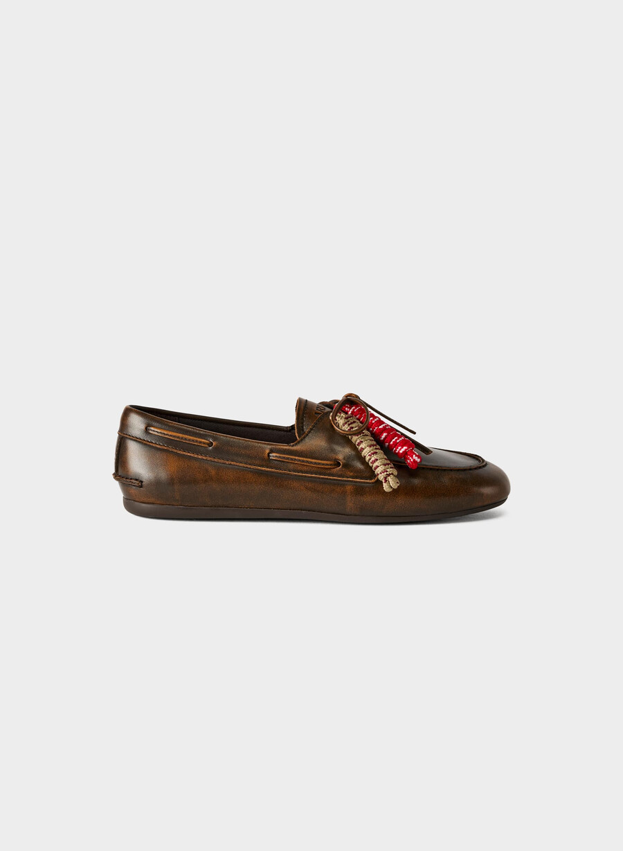 sperry x aritzia slim boat shoe - glatt skinn distressed rch mc br