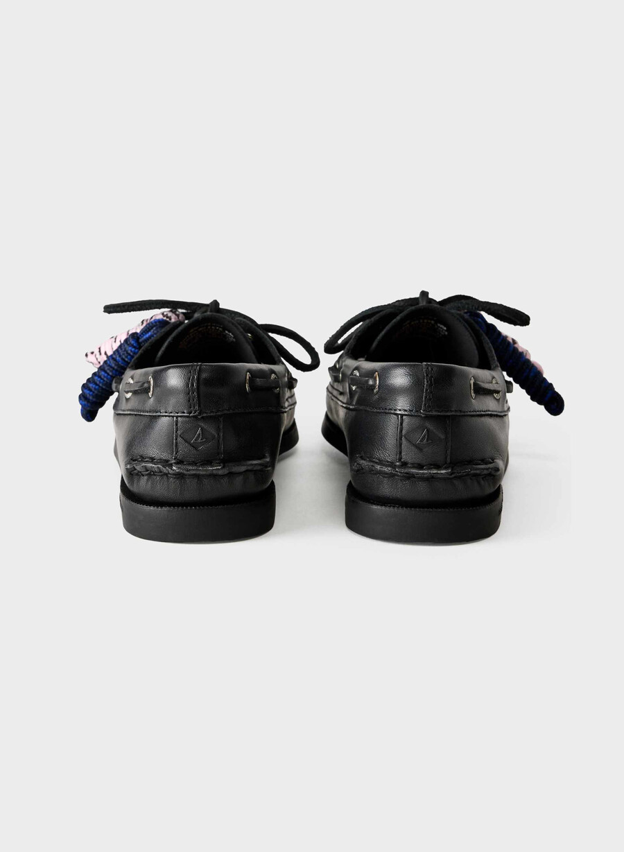 sperry x aritzia ao båtsko - glatt skinn distressed svart
