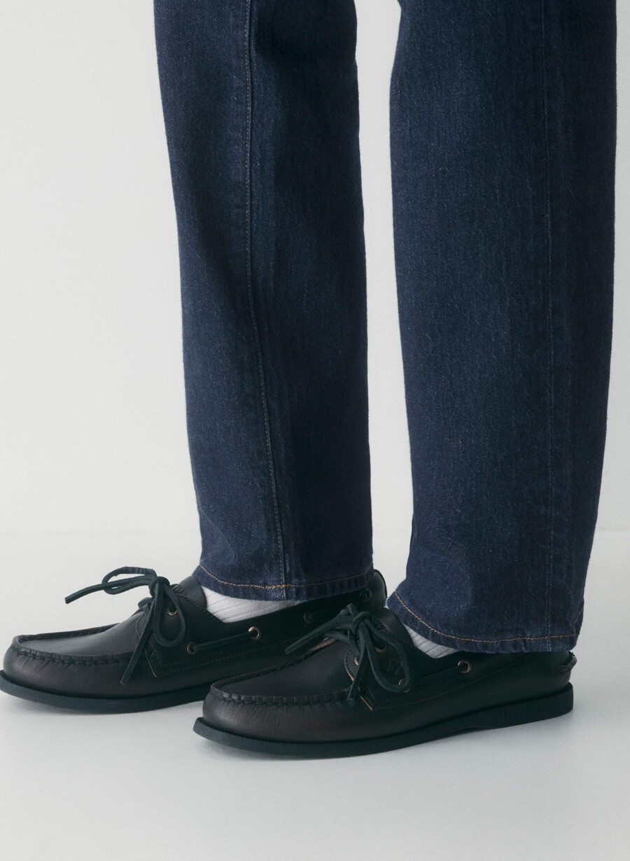 sperry x aritzia ao båtsko - glatt skinn distressed svartbrun
