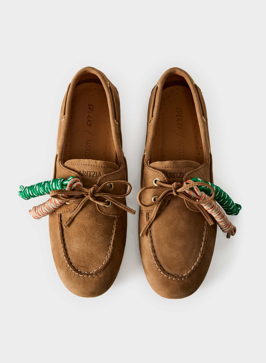 sperry x aritzia slim båtsko - nubukskinn galley brun