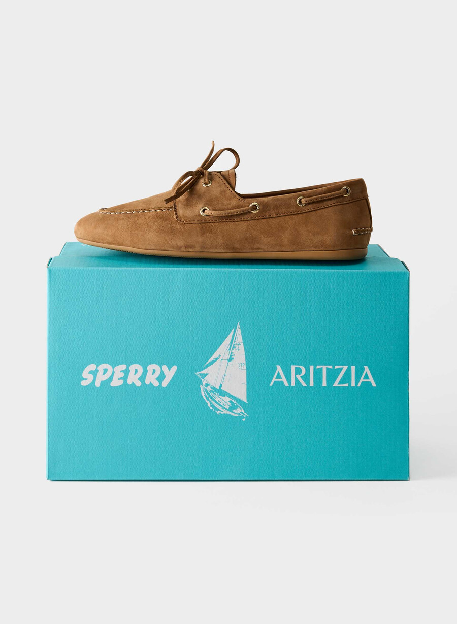 sperry x aritzia slim båtsko - nubukskinn galley brun