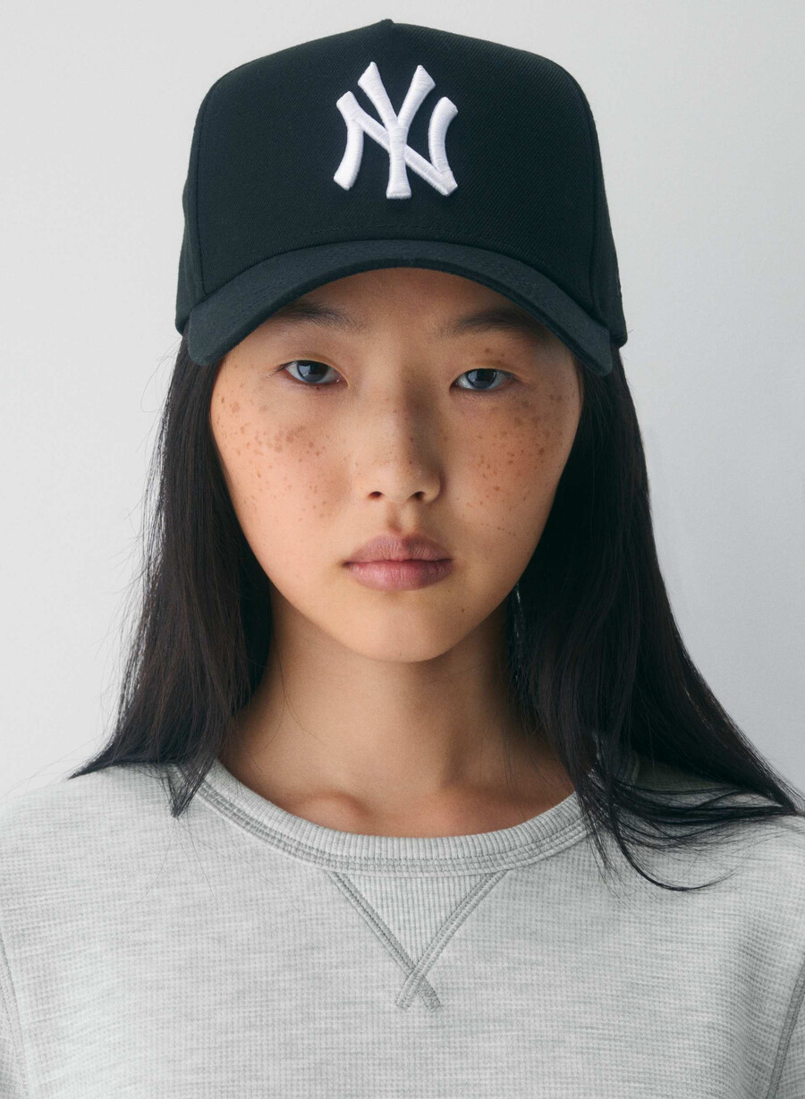 new era new york yankees 940 a-frame caps svarthvit