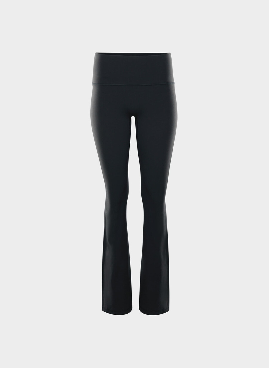butter cheeky infinite hi flare 32 leggings svart
