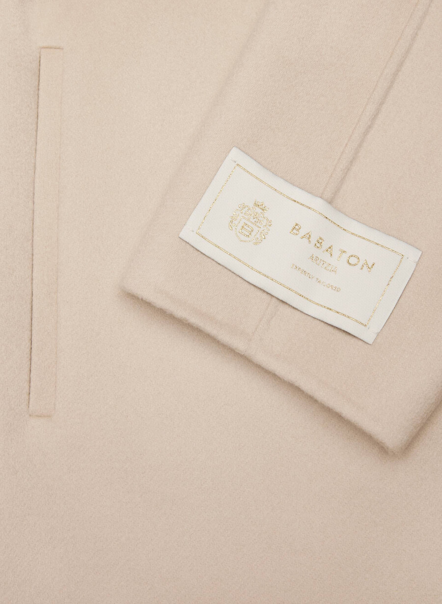 the slouch dobbeltsidig kåpe - luksuriøs rewool marcona beige