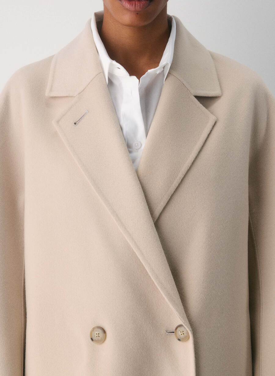 the slouch dobbeltsidig kåpe - luksuriøs rewool marcona beige