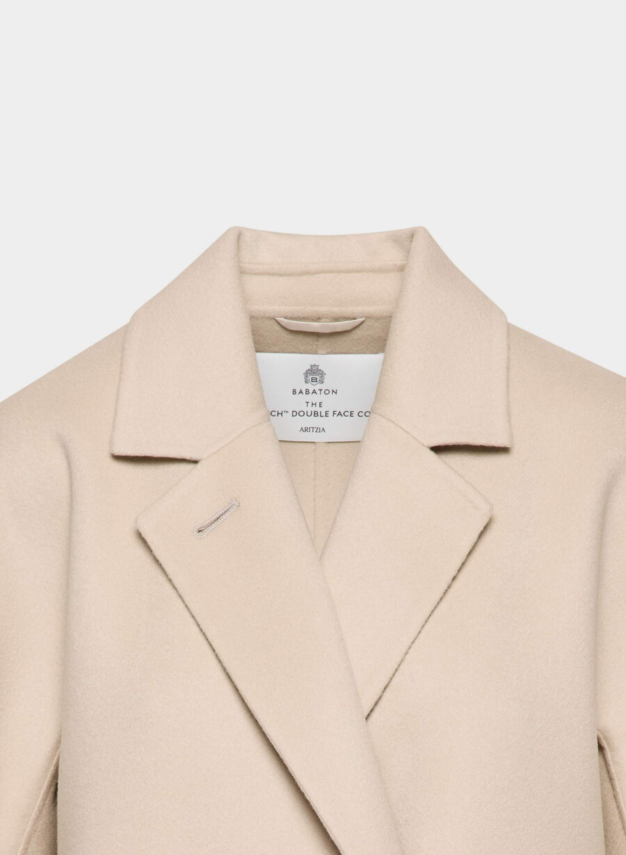 the slouch dobbeltsidig kåpe - luksuriøs rewool marcona beige