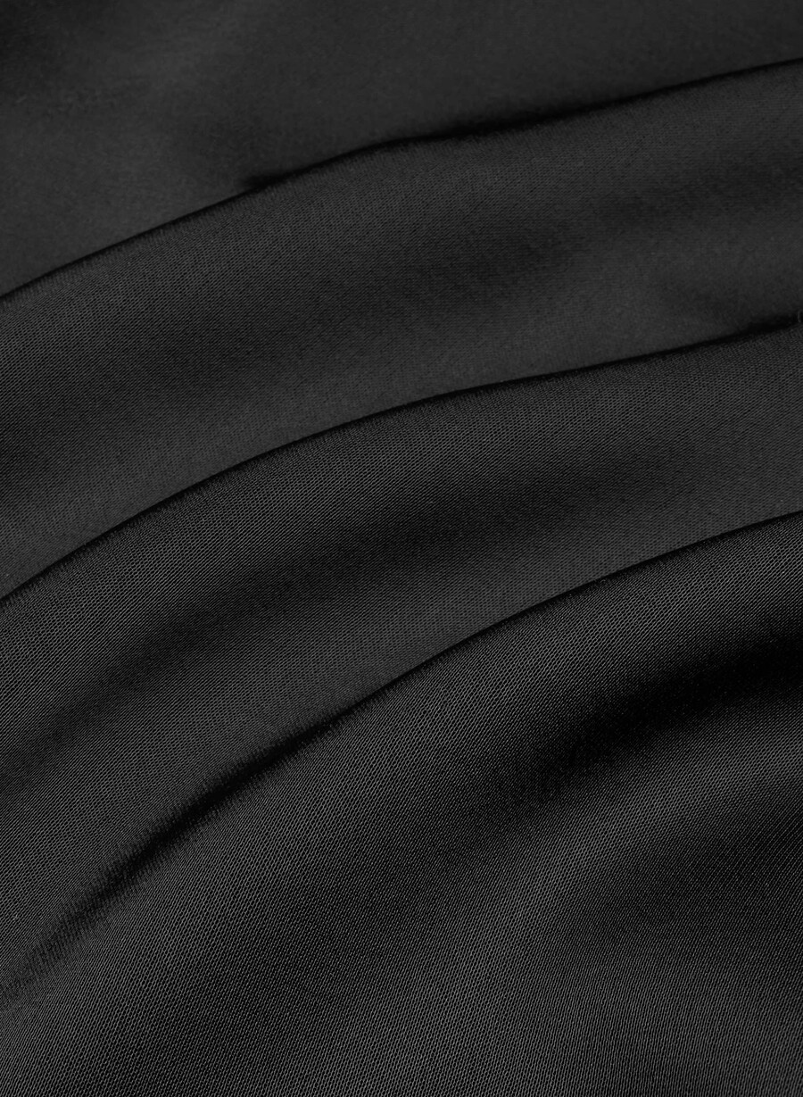 the lodge pant – sateng svart