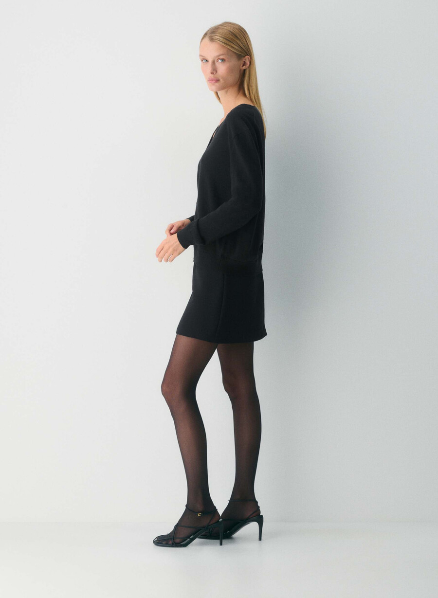 bare merinoull cardigan med v-hals svart