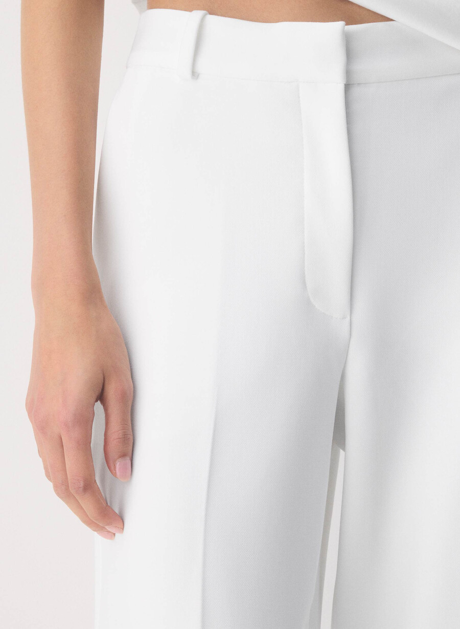 new agency pant - reessential hvit