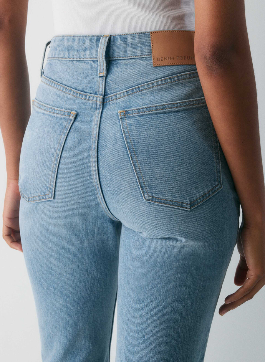 denim forum 90-tallet nina high-rise slim bootcut jeans 7 År bleu taboo