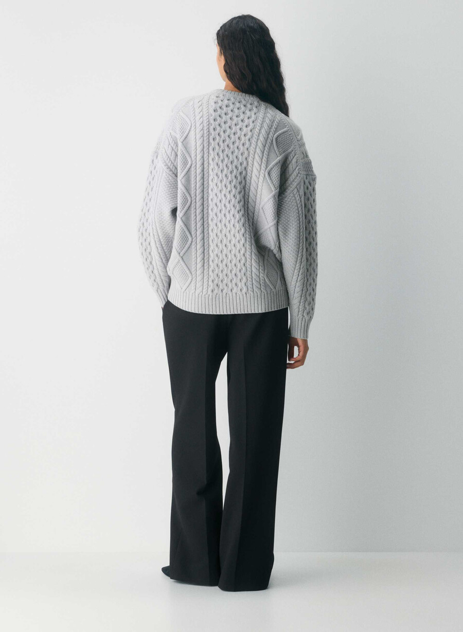 heritage knit merinoullgenser i myk krom
