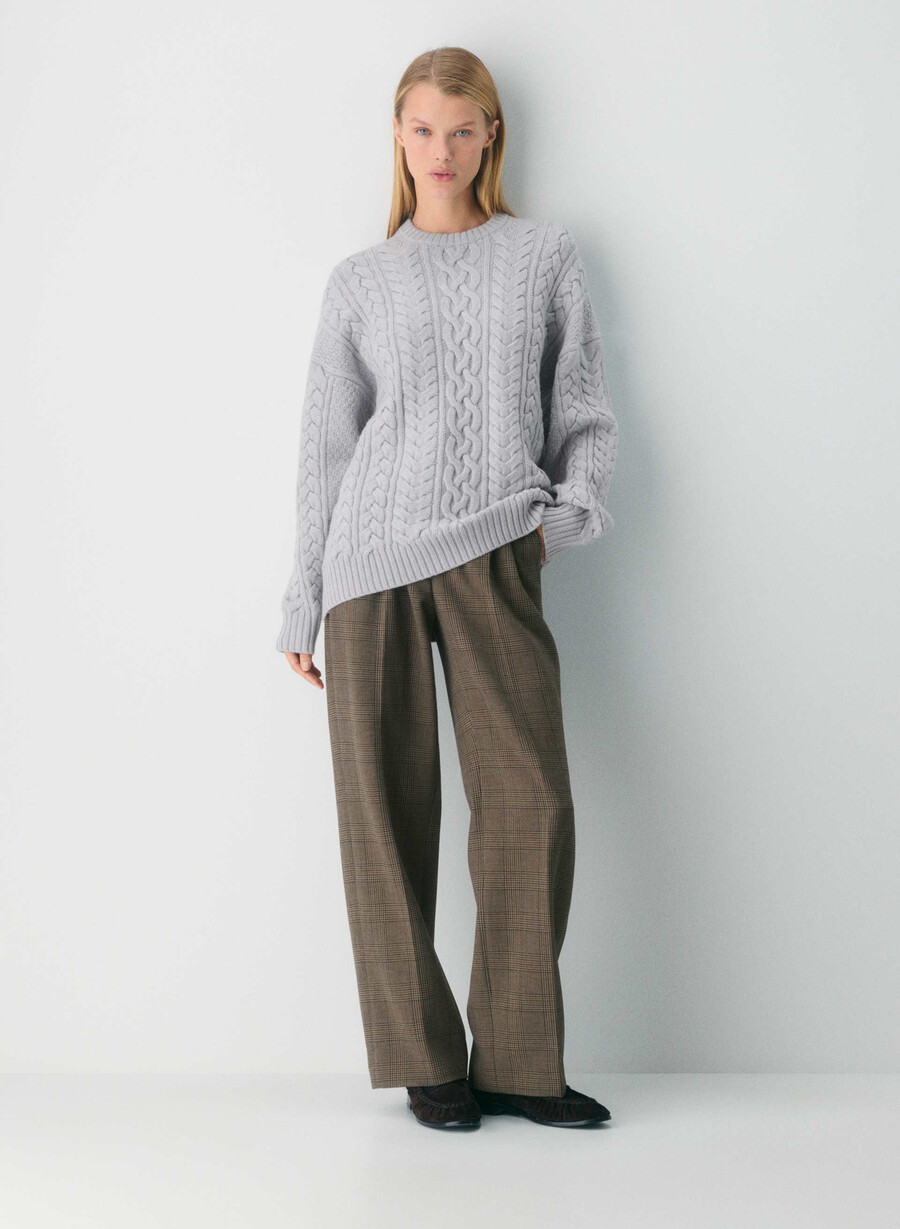 heritage knit merinoullgenser i myk krom