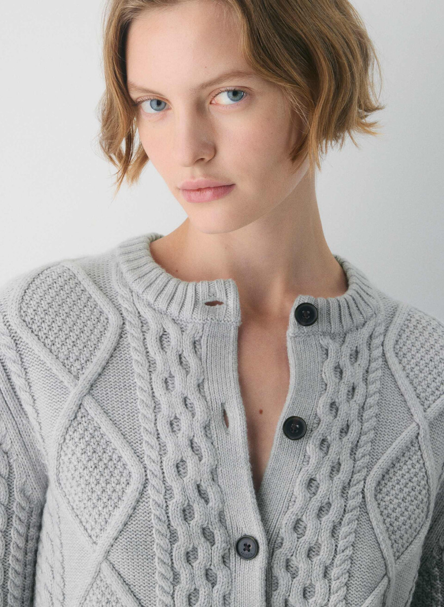 heritage knit merinoull cardigan i messing med mønster