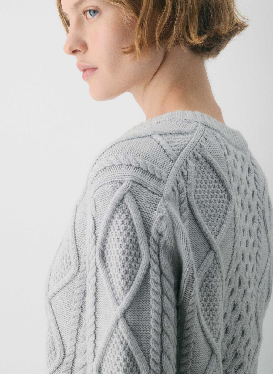 heritage knit merinoull cardigan i messing med mønster