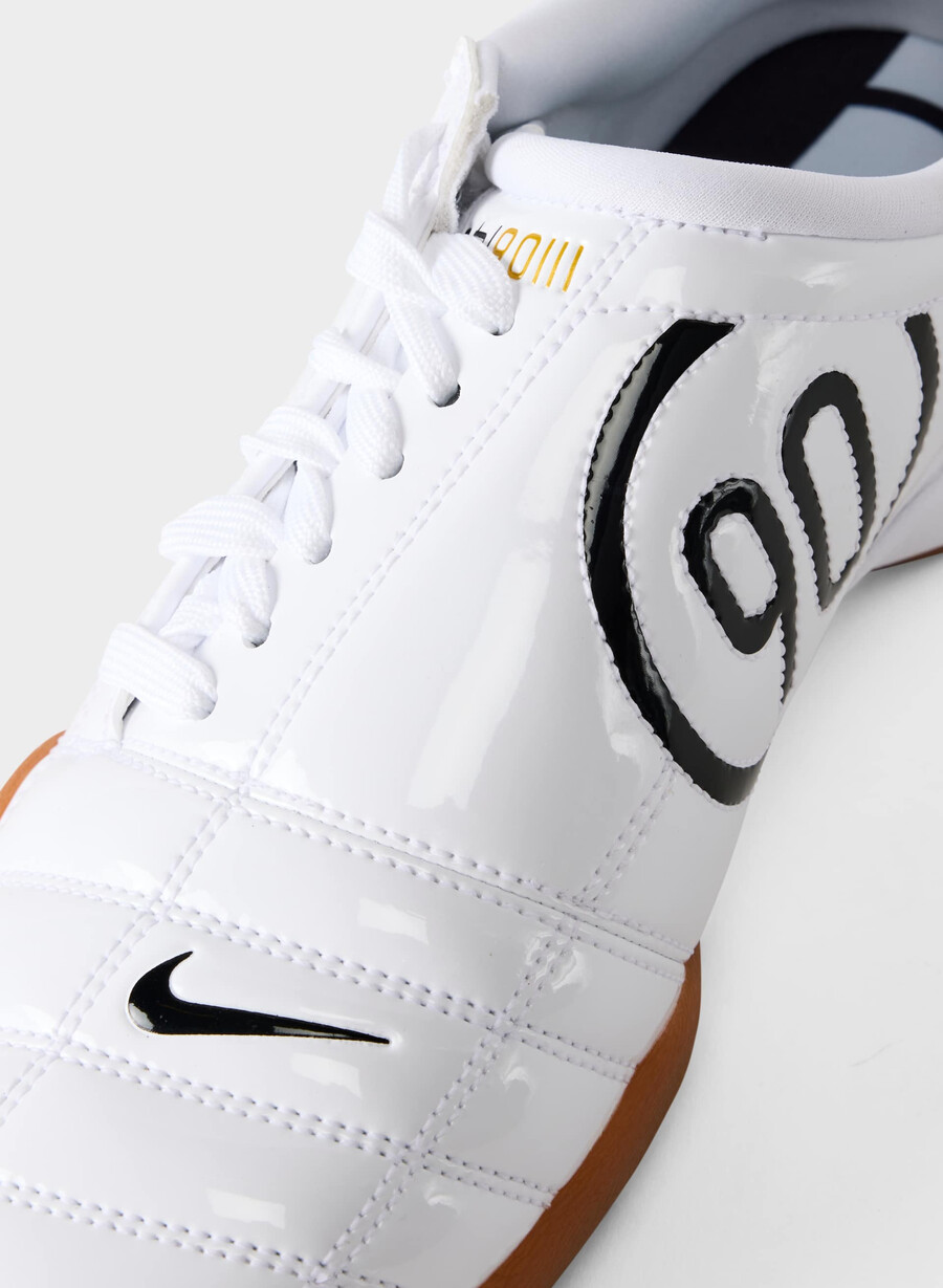nike t90 hvitsvartgull