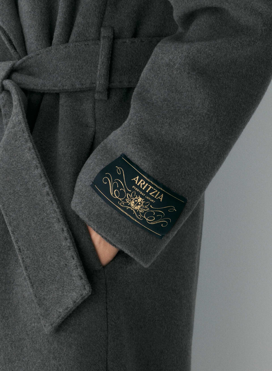 emilie-kåpen - myk ull-kasjmir heather charcoal