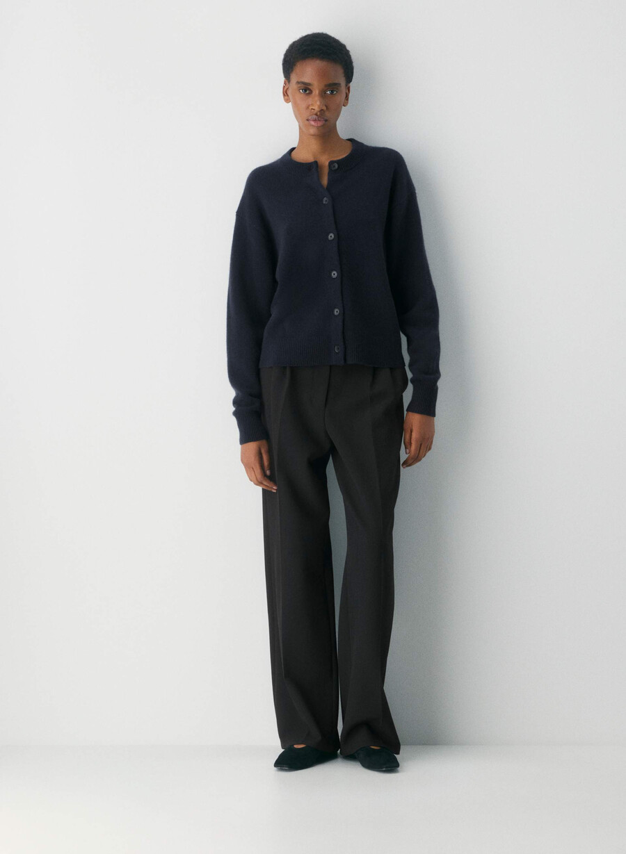 essential cashmere allegory cardigan mØrk navy