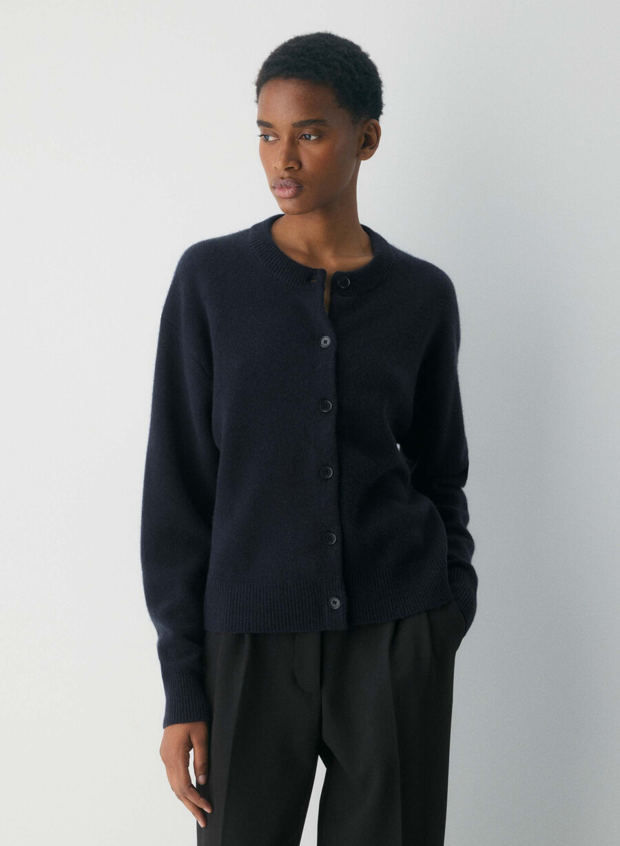 essential cashmere allegory cardigan mØrk navy