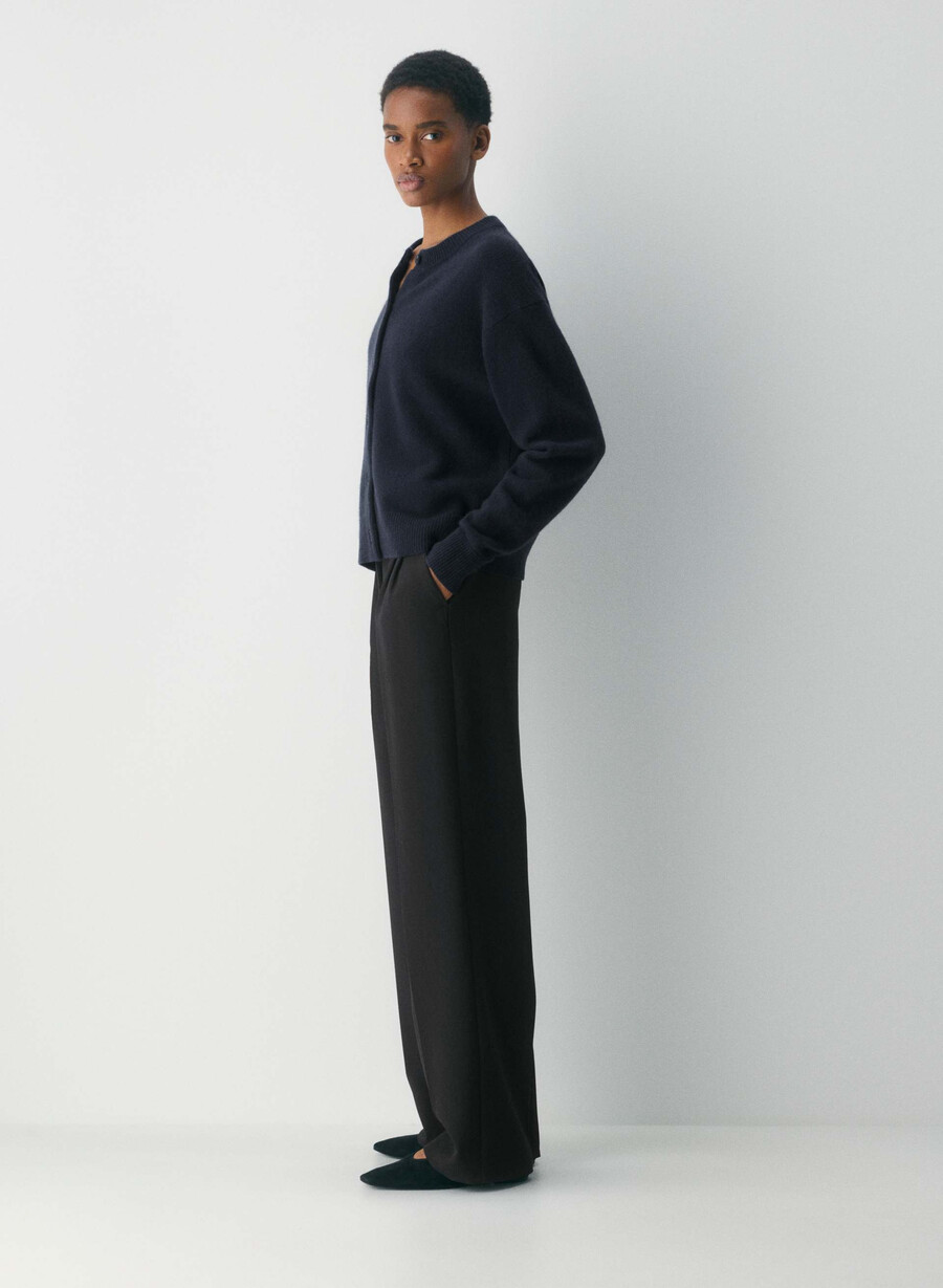 essential cashmere allegory cardigan mØrk navy
