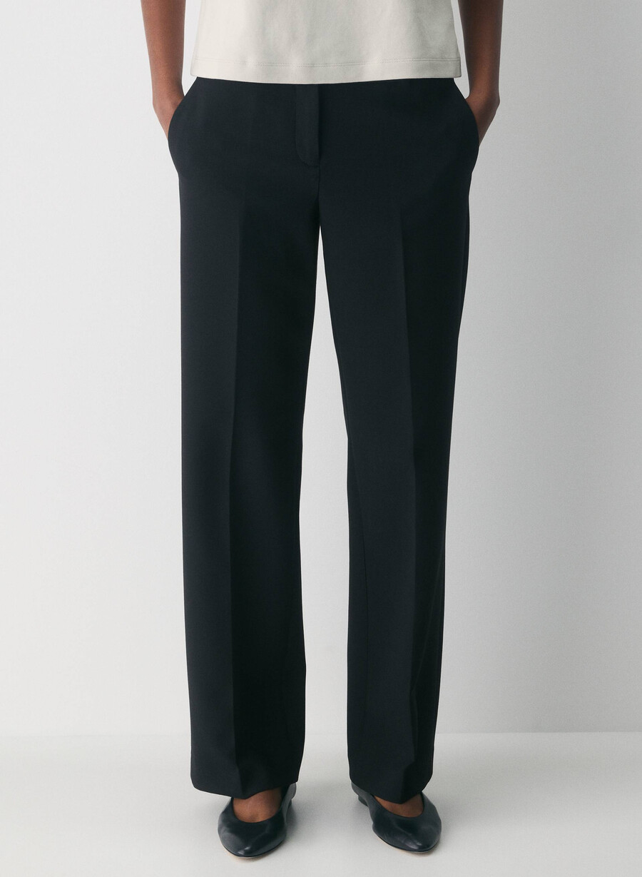 new agency lo-rise pant - reessential svart
