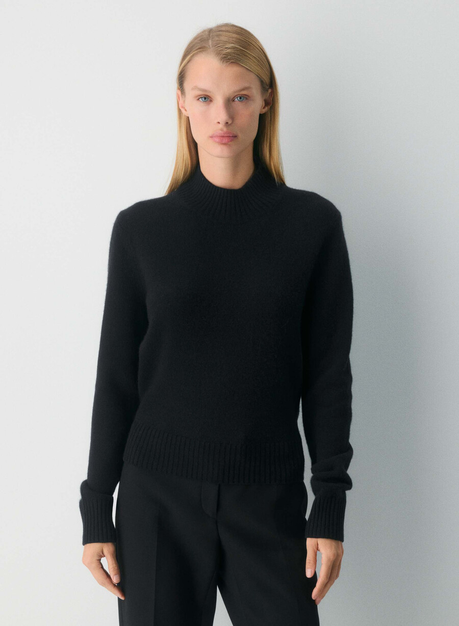 essential cashmere krympet mockneck svart