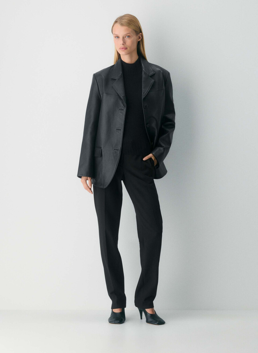 essential cashmere krympet mockneck svart