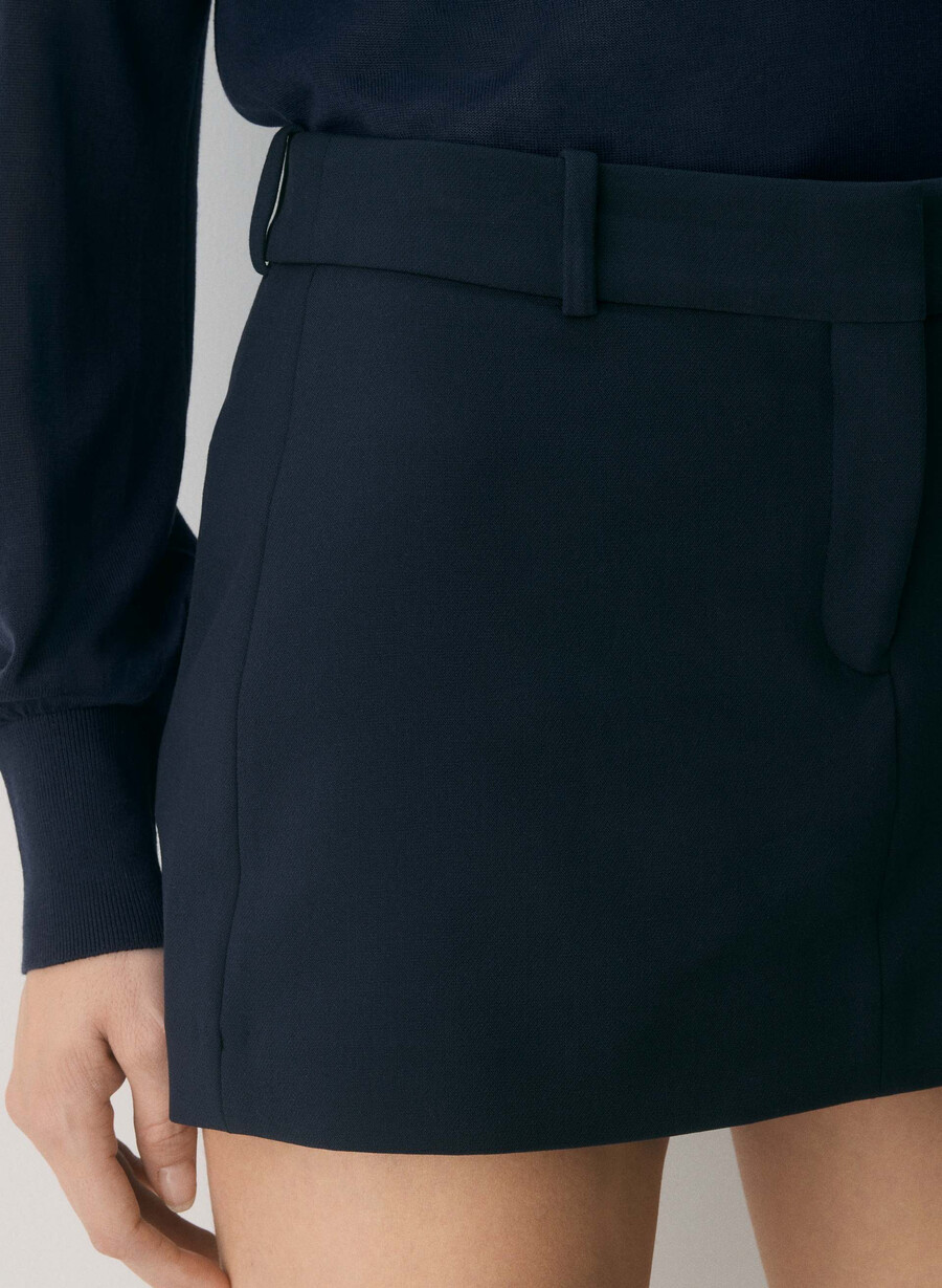 chisel micro skort - reessential dark night navy