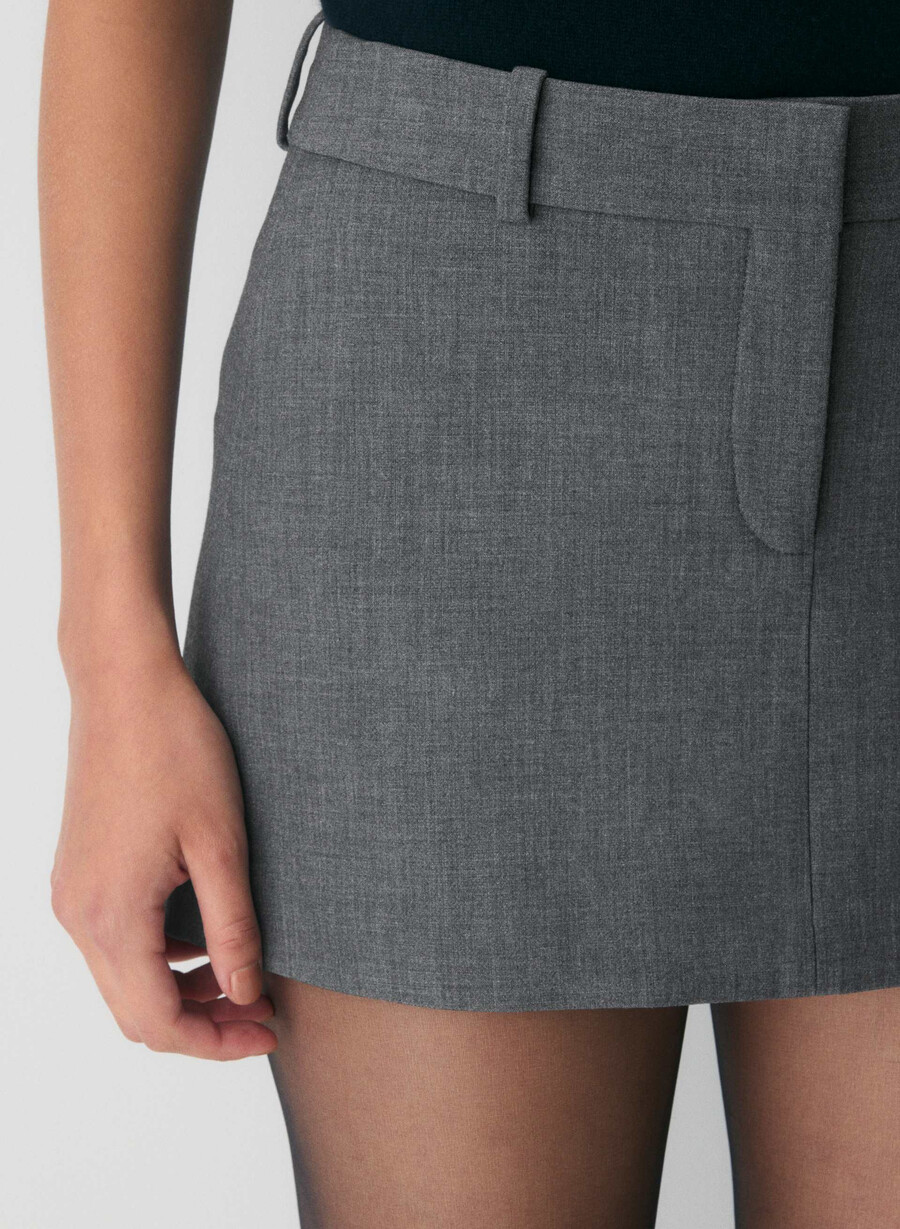 chisel micro skort - reessential heather charcoal