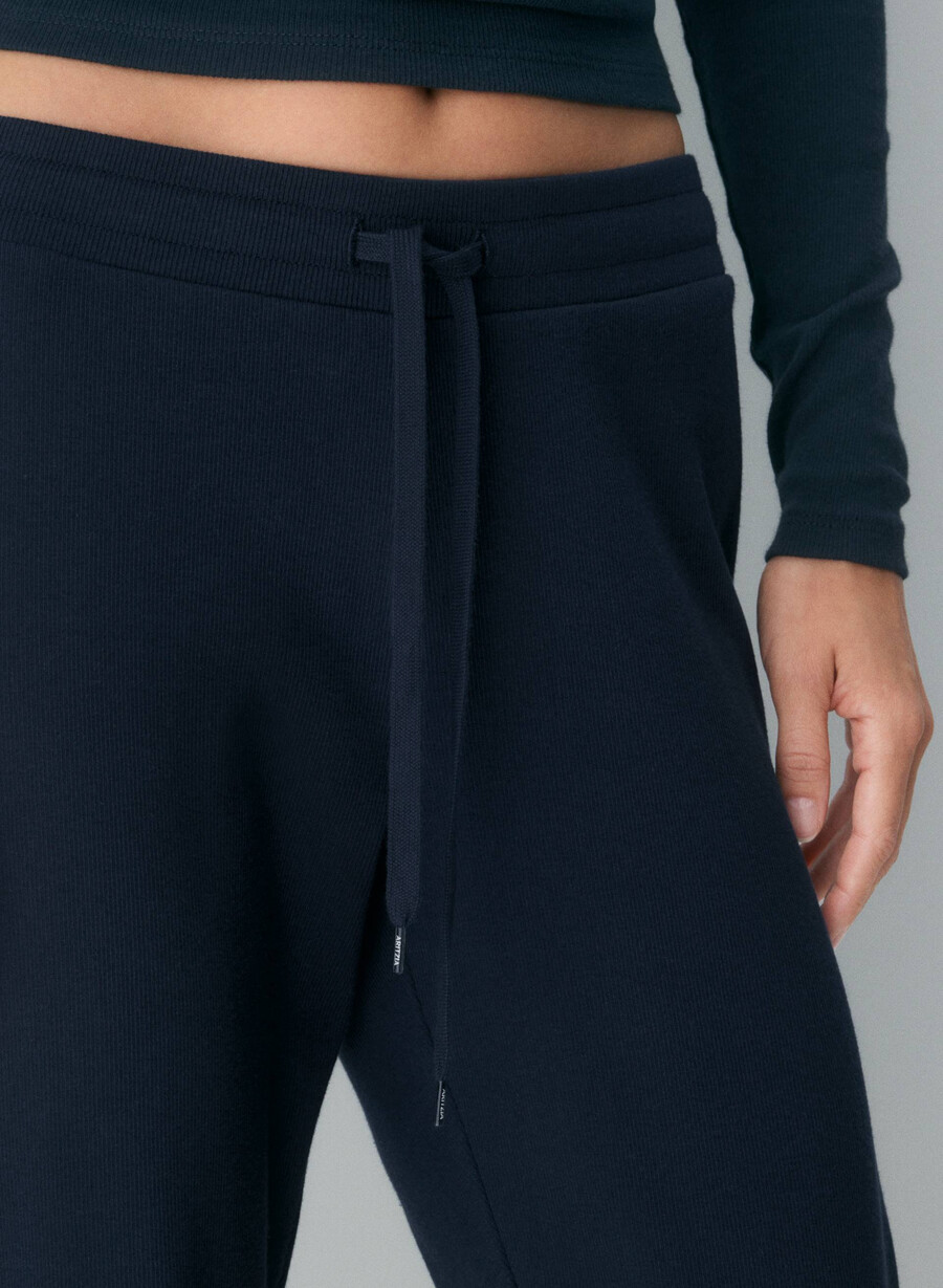 homestretch ribbet jogger admiral