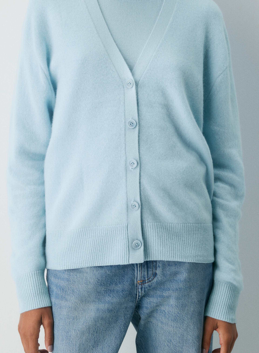 fjær kasjmir avslappet v-hals cardigan dew blue