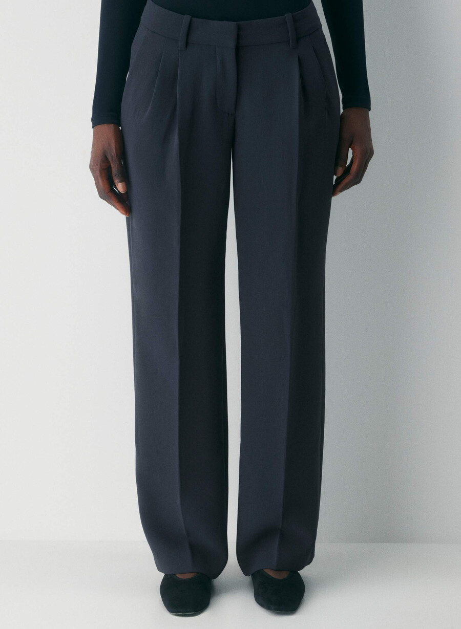 the effortless pant curve-fit lo-rise – crepette mØrk navy