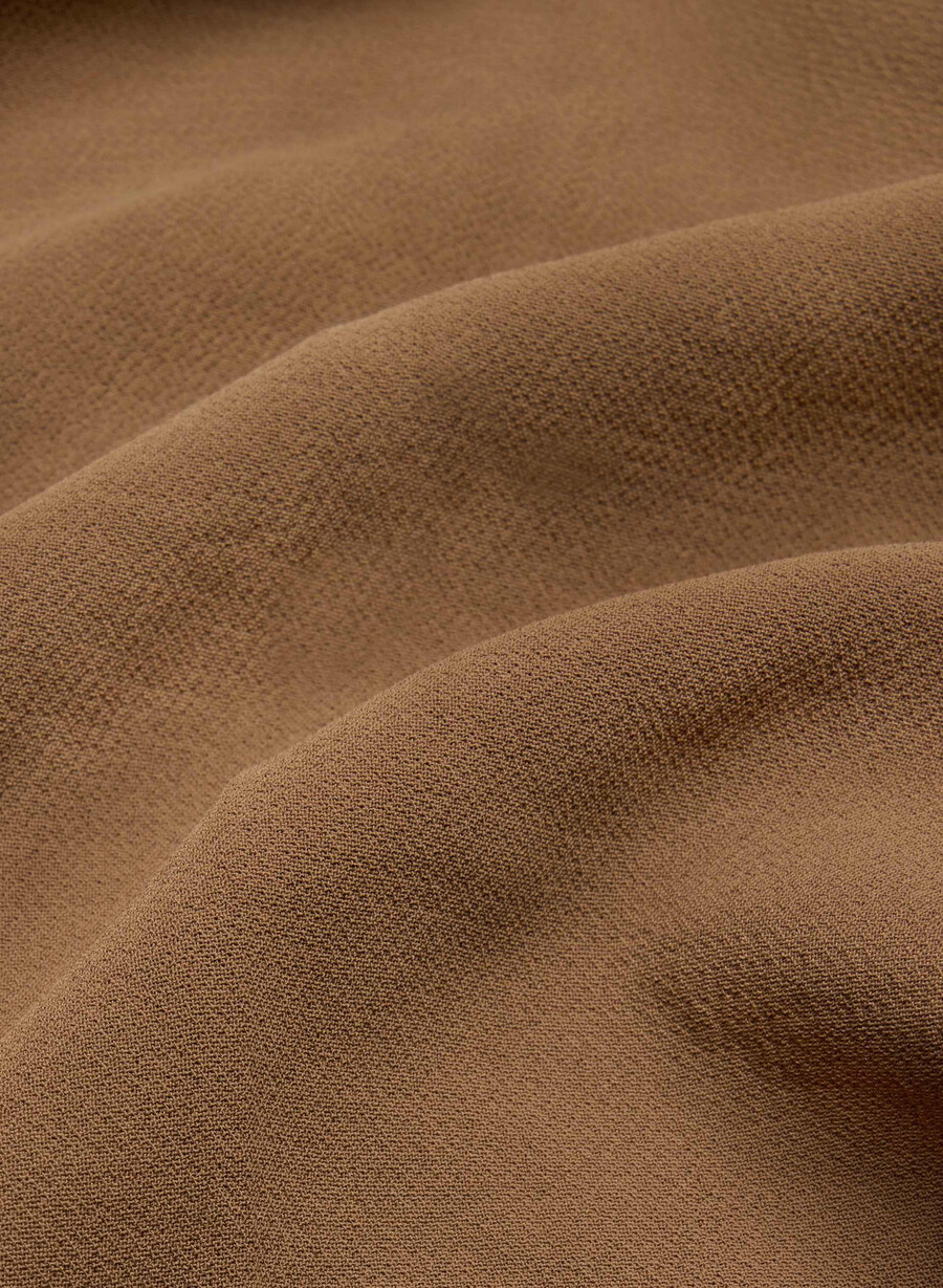 the effortless pant curve-fit lo-rise - crepette sjokoladebrun