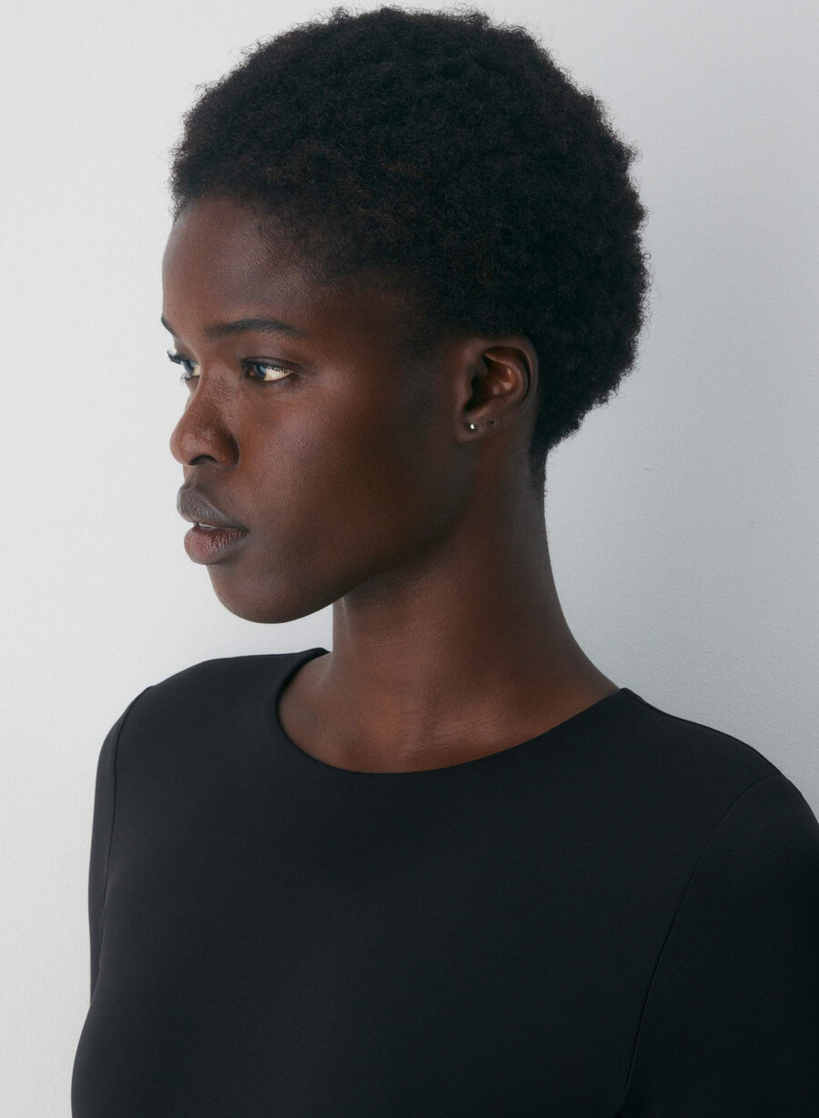 original contour turn bodysuit svart