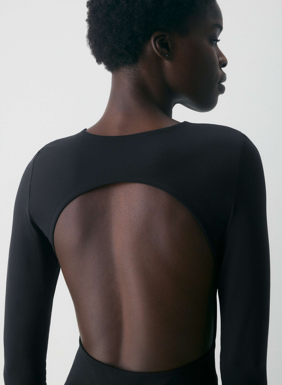 original contour turn bodysuit svart