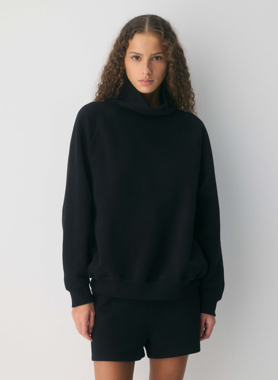 koselig svettefleece mega raglan trakthals svart