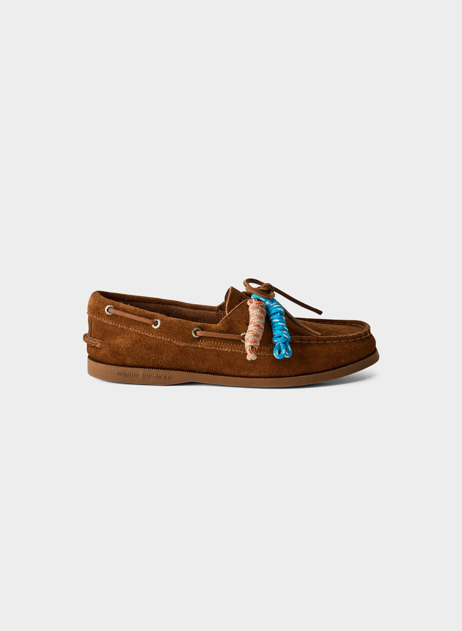 sperry x aritzia ao båtsko - semsket skinn sjokoladebrun