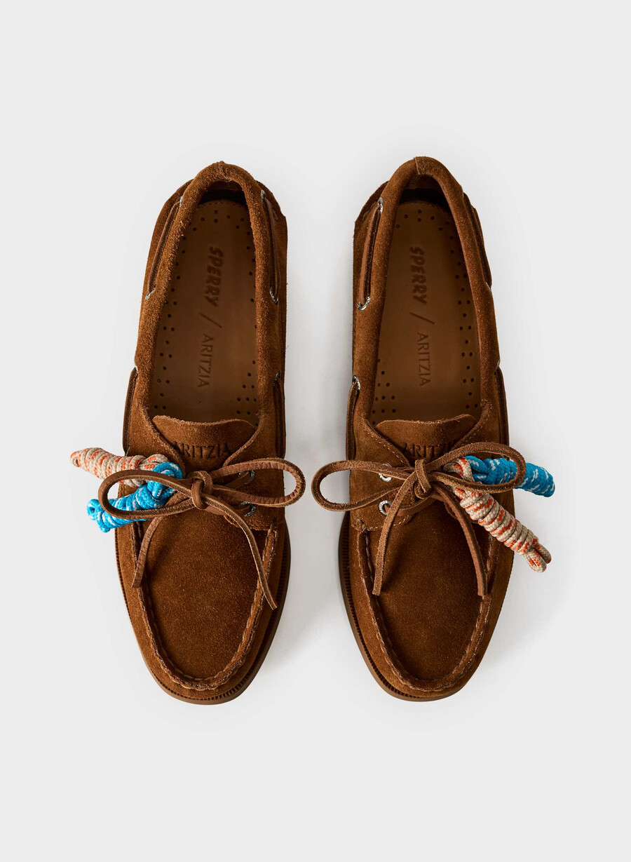 sperry x aritzia ao båtsko - semsket skinn sjokoladebrun