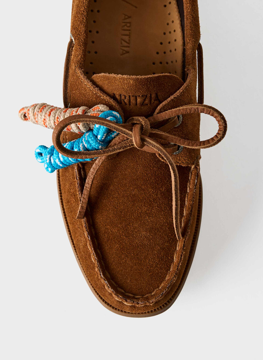 sperry x aritzia ao båtsko - semsket skinn sjokoladebrun