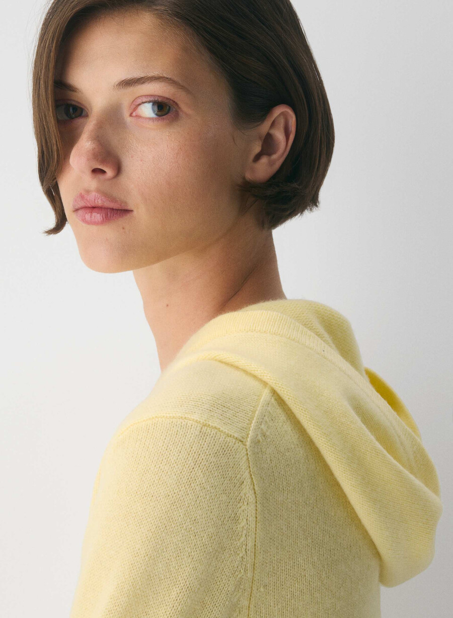 essential cashmere idyllic zip hoodie limonade
