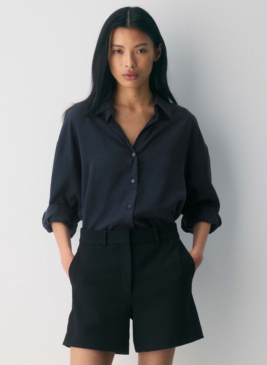 new agency mid-large shorts svart