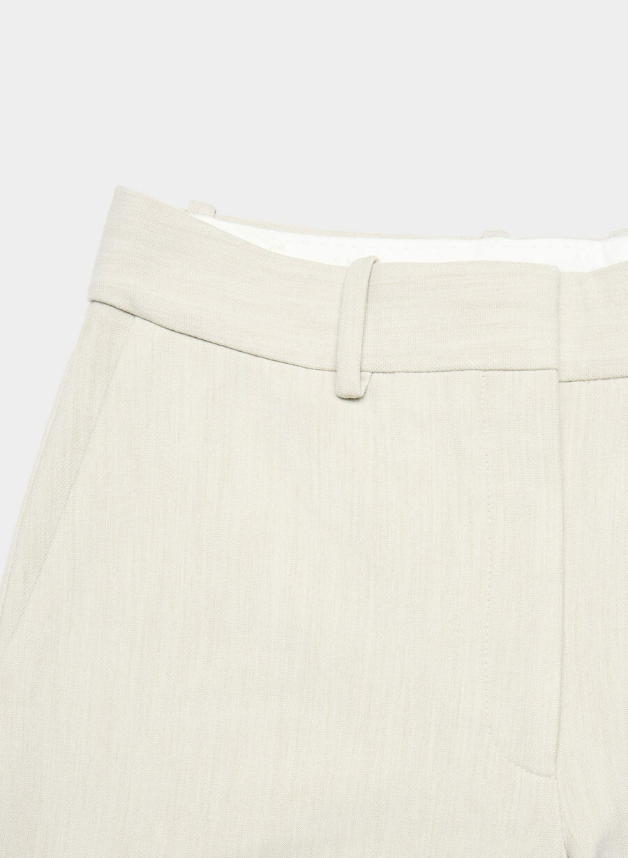 new agency mid-thigh shorts mØret matte perleblÅ