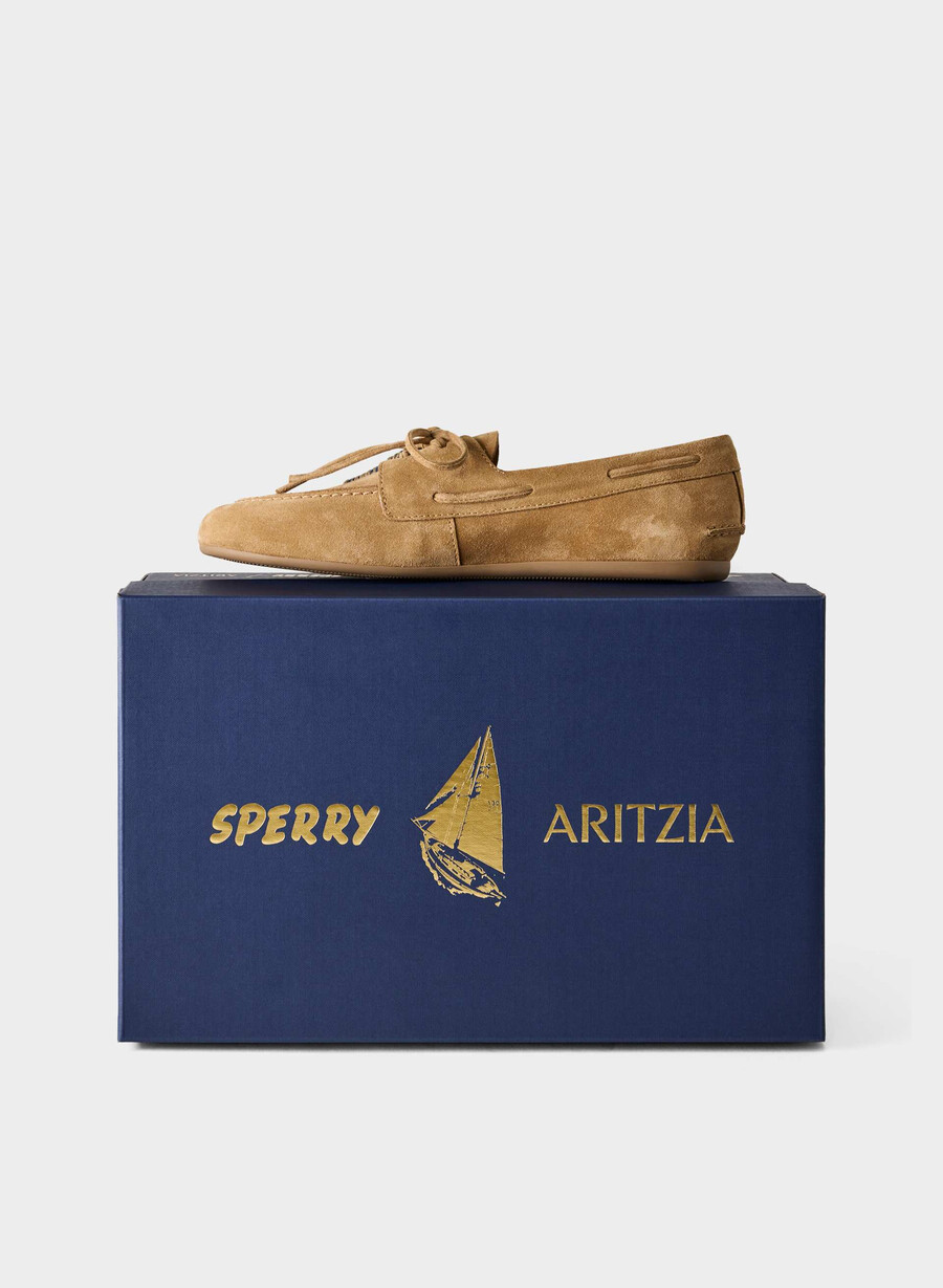 sperry x aritzia slim boat shoe - semsket skinn tan khaki